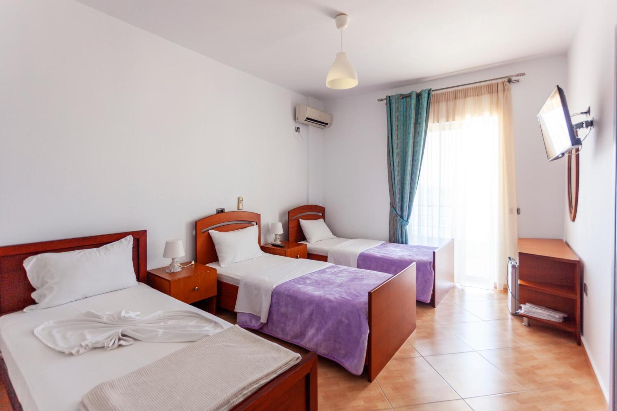 Dhima Hotel Himare Luaran gambar