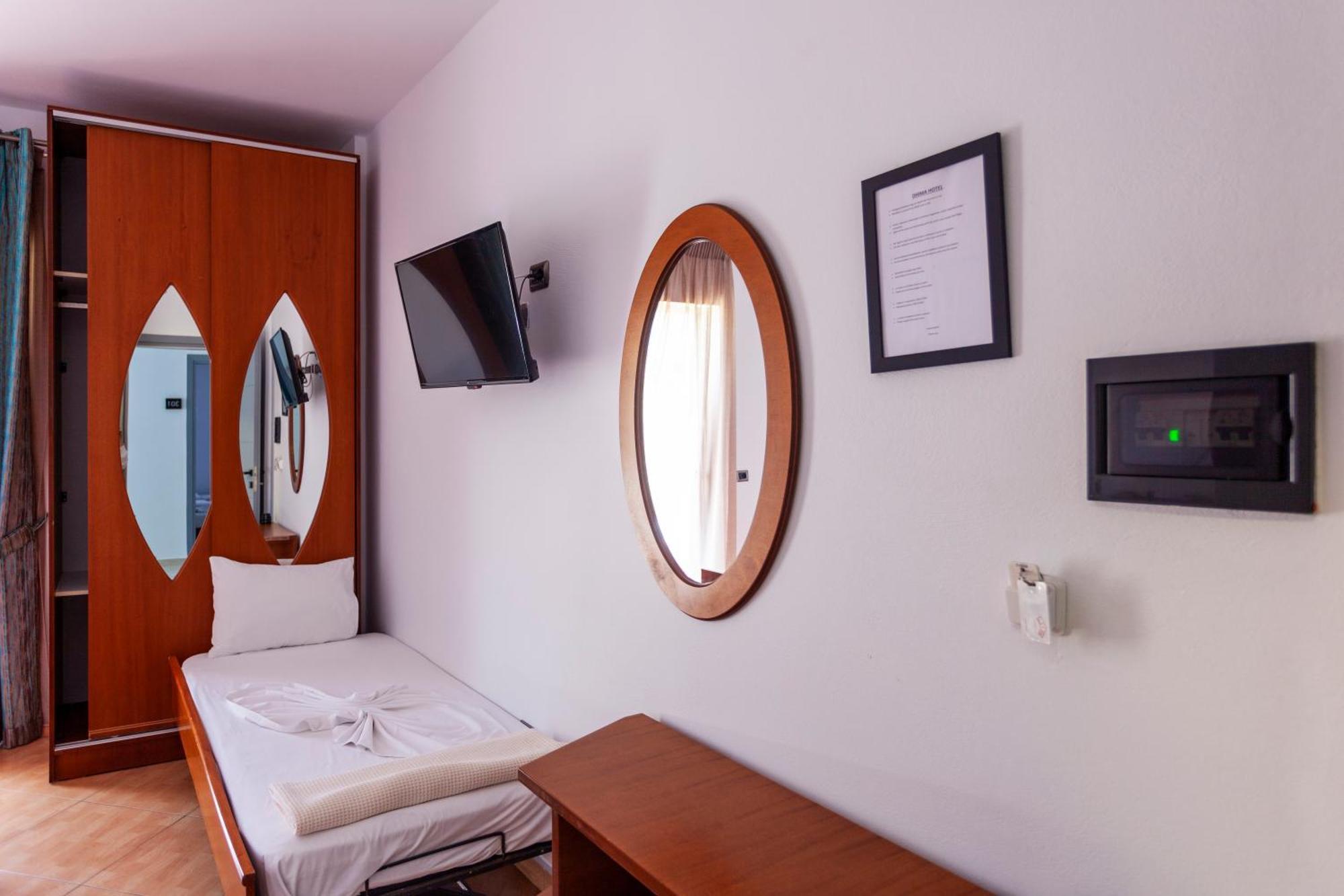 Dhima Hotel Himare Luaran gambar