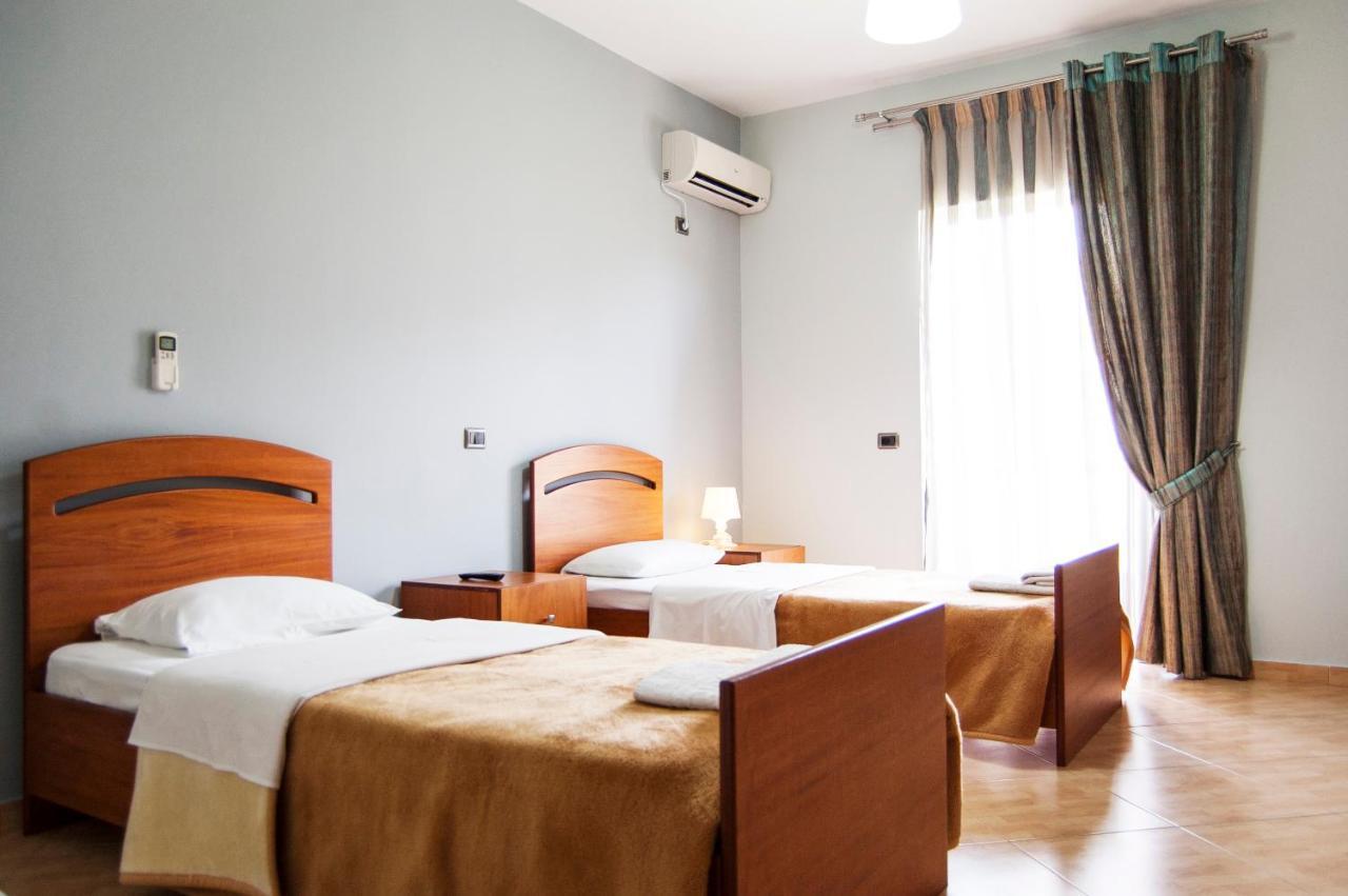 Dhima Hotel Himare Luaran gambar